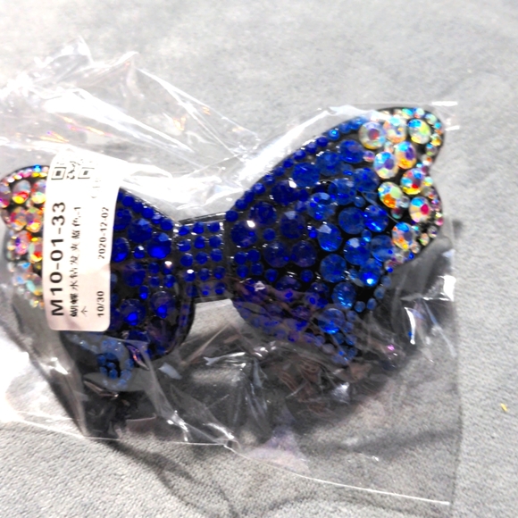 Hair Real Rhinestone clip, brand new, plastic. - Picture 1 of 7